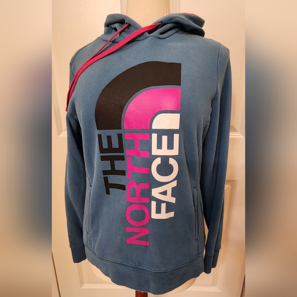 The North Face Women's Trivert Pullover Hoodie